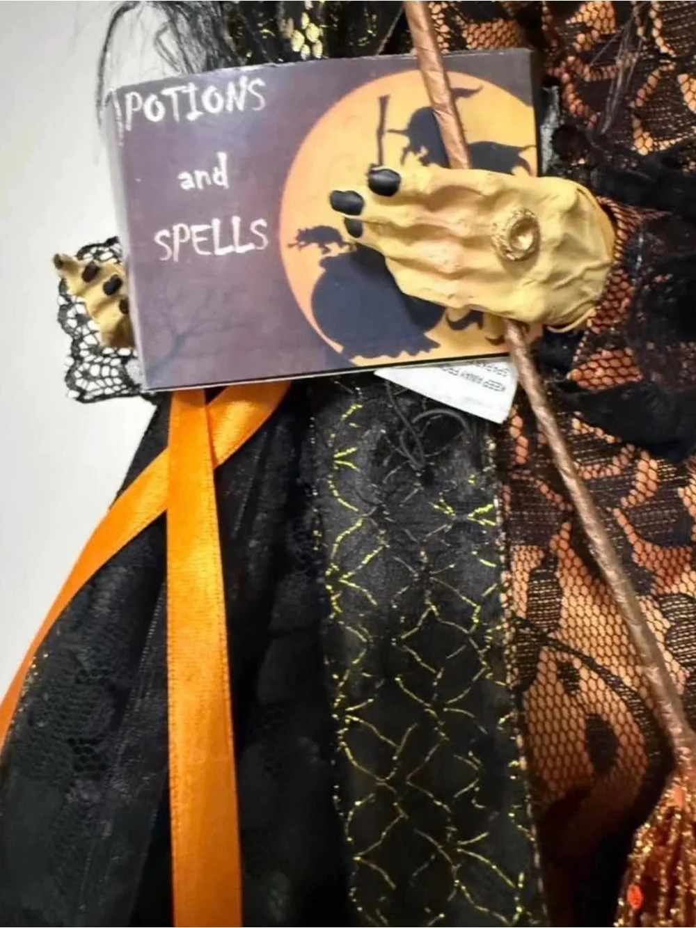 Pier 1 One Witch Lucretia LaBOO HALLOWEEN TREE TOPPER Figurine RARE 22” EUC
